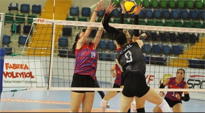 Mersin Büyükşehir Kadın Voleybol Takımı 21 Puanla Lig’de 2. Sıraya Yükseldi