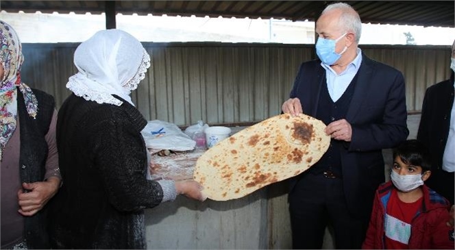 Akdeniz Belediye Başkanı Gültak, Emek Mahallesini Ziyaret Etti