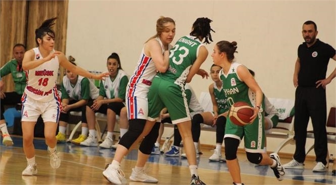 Büyükşehir Kadın Basketbol Takımı Play-off Yolunda Engelleri Aşıyor