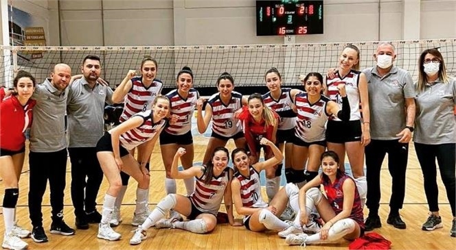 Büyükşehir Gsk Kadın Voleybol Takımı Play-off’a Hazırlanıyor