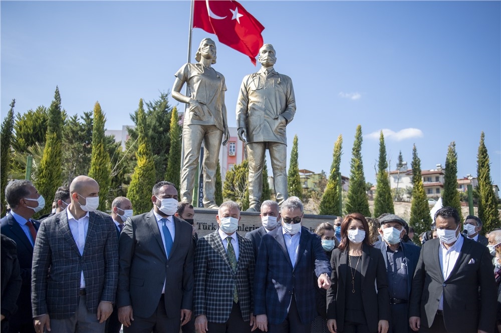 Büyükşehir Belediye Başkan Vekili Gülcan Kış, ''Sağlık Kahramanları Parkı''nın Açılış Törenine Katıldı