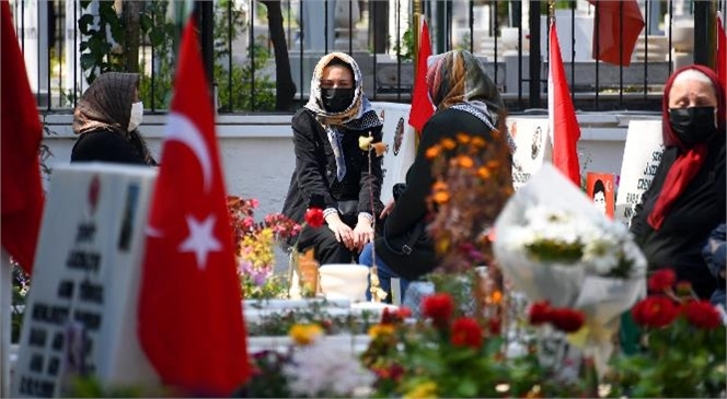 Büyükşehir, Şehitler Haftası’nda Şehitleri Dualarla Andı