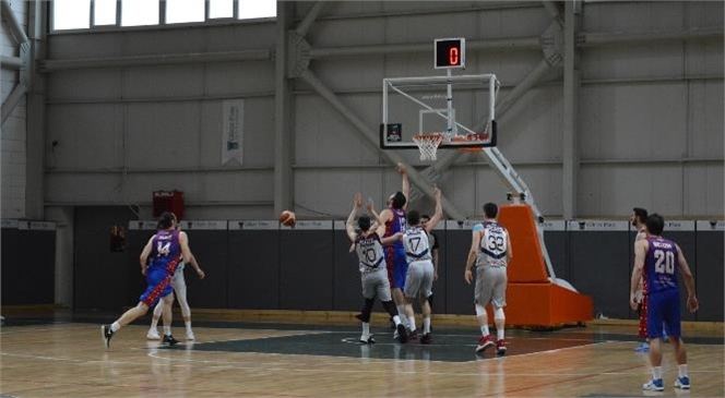 GSK Erkek Basket Takımı Ted Ankara Kolejliler’i 80-87 Yendi