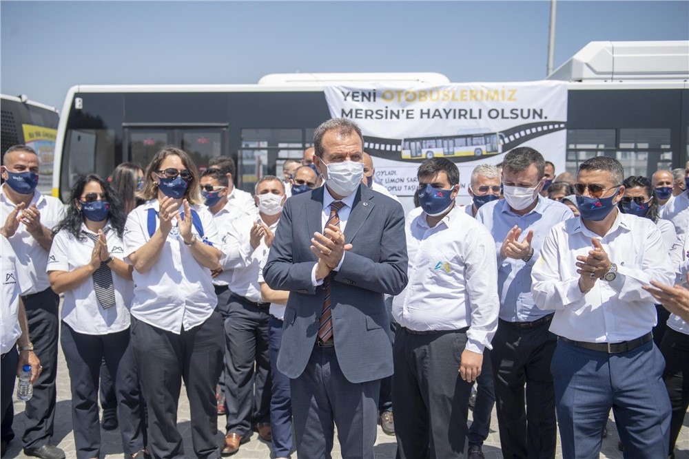 Mersin Büyükşehir Belediyesi’nin Toplu Taşıma Filosuna Kazandırdığı 87 Cng’li ‘sarı Limonlar’ın 30 Araçlık İlk Partisi Gerçekleştirilen Törenle Teslim Alındı