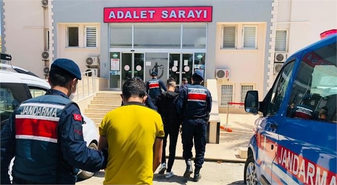 Mersin Anamur’da Evlere Girerek Hırsızlık Yapan 4 Şüpheli Şahıs Jandarma Ekipleri Tarafından Yakalandı