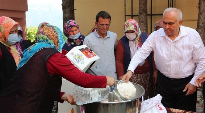 Kadınlara Hamur Yoğurma Makinası! Mersin Erdemli Belediyesi Kırsalda Bulunan, 41 Mahalle İçin Hamur Yoğurma Makinası Aldı