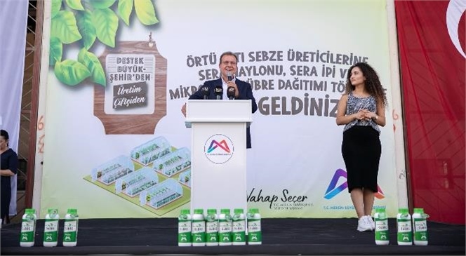 Mersin Büyükşehir’den Çiftçilere Sera Naylonu, Sera İpi Ve Mikrobiyal Gübre Desteği