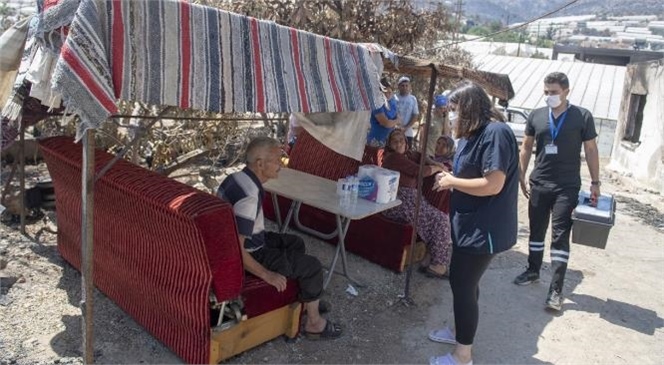 Sağlık Ekiplerinden Yangından Etkilenen Bölge Halkına Sağlık Desteği