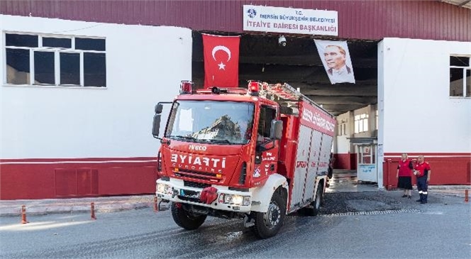 Mersin’den Çalışmalara Destek İçin 9 İtfaiye Aracı Yola Çıktı