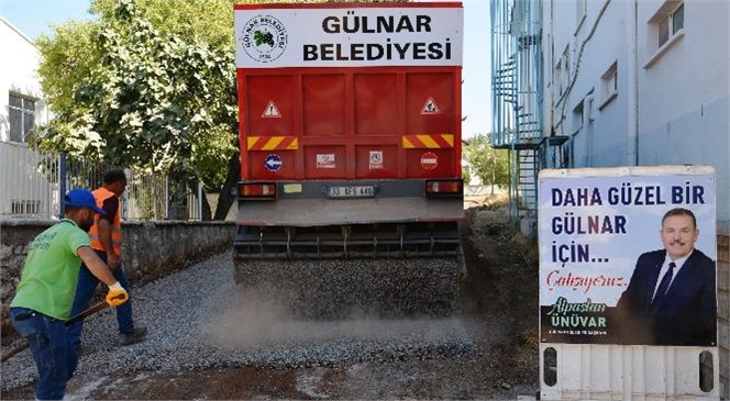 Gülnar Belediyesi Kaliteli, Güvenli ve Konforlu Yol Hizmeti İçin İlçe Genelinde Yol ve Asfalt Çalışmalarını Sürdürüyor.