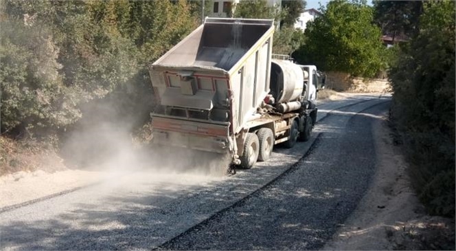 Mersin Büyükşehir Belediyesi’nin Çamlıyayla’da Asfaltlama Faaliyetleri Sürüyor