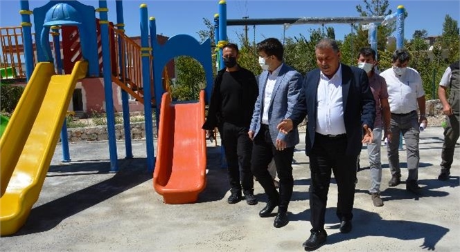 Gülnar Belediyesi Çocuklara Güvenli Yeni Oyun Alanları Oluşturmak ve Yetişkinlerin Spor Yapmaları İçin Yeni Parkların Yapımına Devam Ediyor