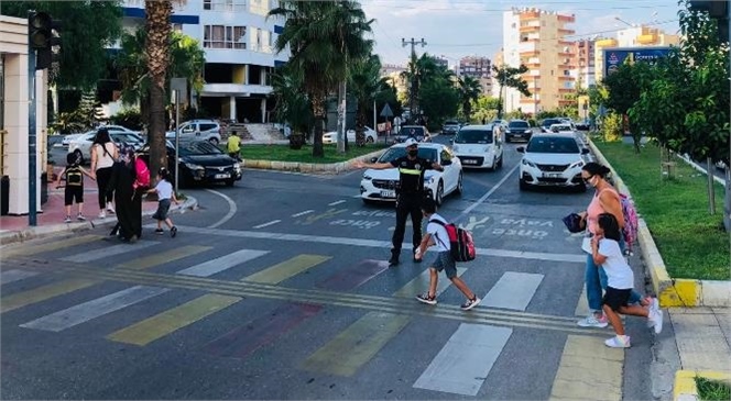 Mersin Emniyeti Öğrenciler İçin Tedbirlerde "Taviz Yok" Dedi