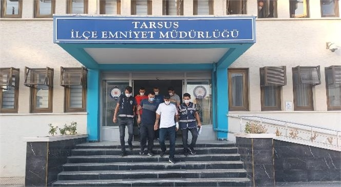 Tarsus'taki 1 Kişiyi Bıçakla Yaralayan 3 Şüpheli Tutuklandı