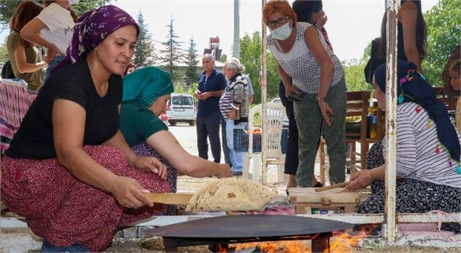 Uzuncaburç’un Bereketli Topraklarının Ürünleri ‘üretici Kadın Stantları’nda Yerini Aldı