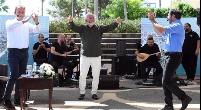 Başkan Seçer, Sanatçı Onur Akın ve Mustafa Özarslan İle Birlikte Halk Tv’de Canlı Olarak Yayınlanan, Serhan Asker’in Hazırlayıp Sunduğu ‘görkemli Hatıralar’ Programının Konuğu Oldu