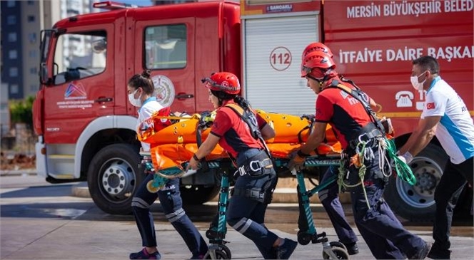 Mersin Büyükşehir’den Gerçeğini Aratmayan Yangın Tatbikatı