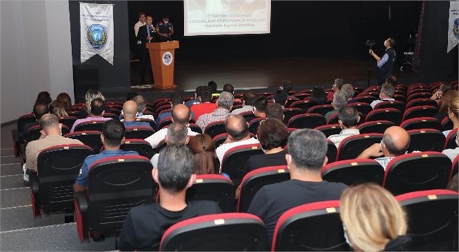 Mersin Emniyetinden Güvenli Okul Güvenli Gelecek Projesi Kapsamında Eğitim Verildi