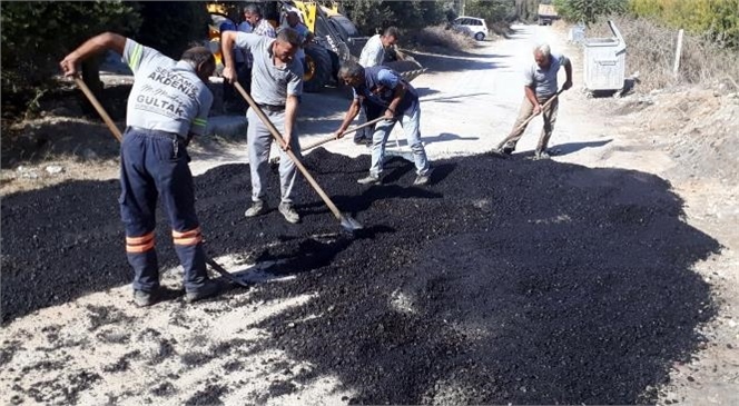 Akdeniz Belediyesi Fen İşleri Ekiplerinin Farklı Mahallelerdeki Hizmetleri Aralıksız Sürüyor