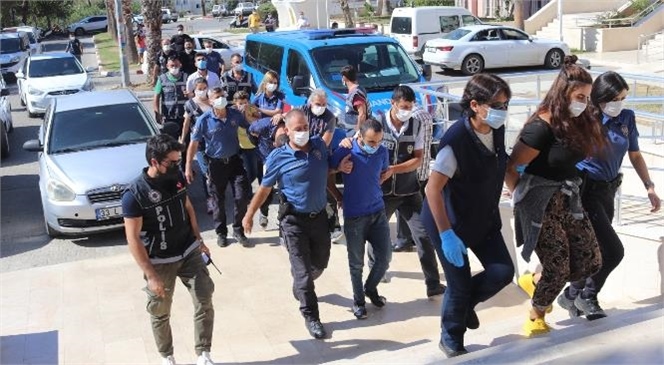 Mersin Anamur ve Bozyazı'da Uyuşturucu Satıcılarına Yönelik Şafak Operasyonunda 8 Tutuklama
