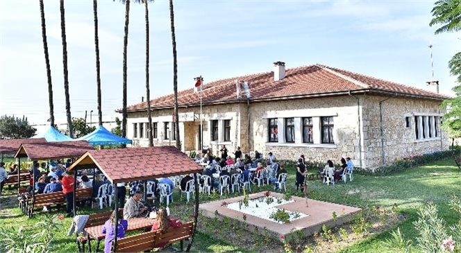 Emekli Evi Üyeleri, Ulu Önder Atatürk’ü Şarkılarla Andı