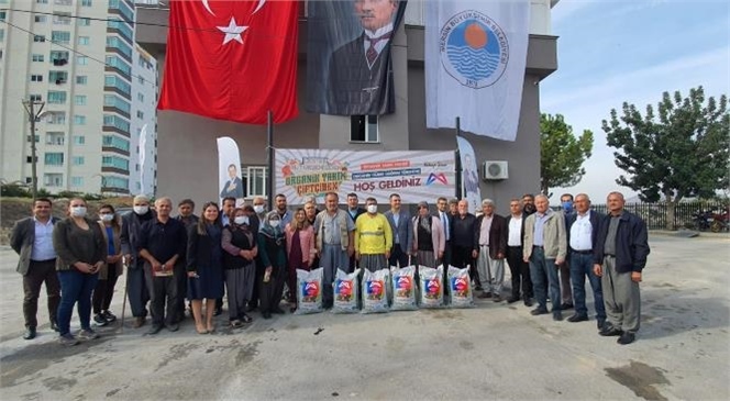 Mersin Büyükşehir’in "Organik Tarım Projesi" Üreticilerin Yüzünü Güldürüyor