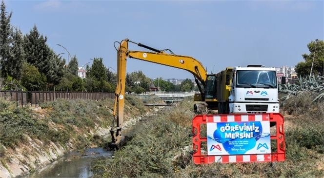 MESKİ, Tarsus’ta 6 Bin 696 Metre Dere ve Beton Kanal Temizliği Yaptı