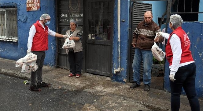 Büyükşehir, Ekmeği Fırıncıdan Alıyor, Vatandaşa Ücretsiz Ulaştırıyor