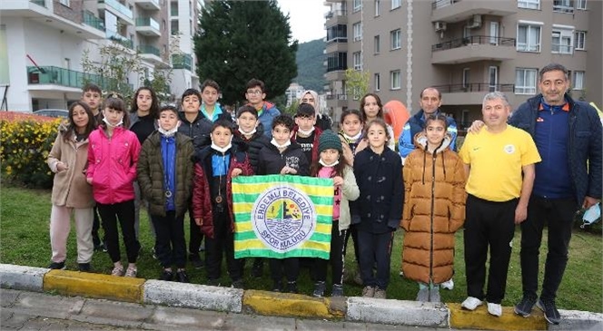 Erdemli Belediyespor Oryantiring Takımı İzmir'de Yarışmaya Katıldı