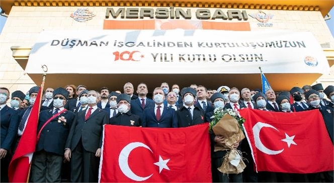 Başkan Seçer, Mersin’in Kurtuluşu’nun 100. Yıl Kutlamalarına Katıldı