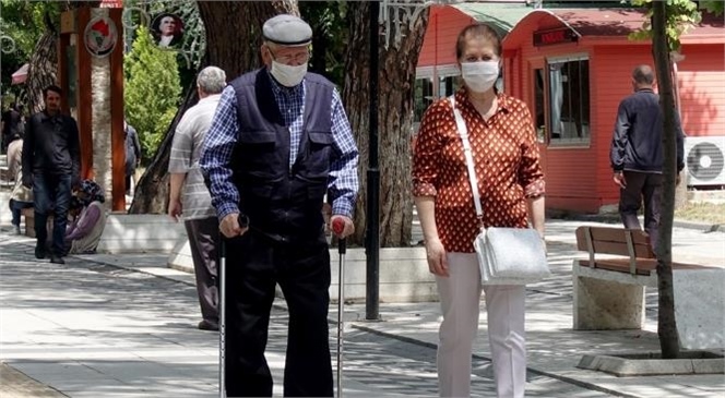 Aile ve Sosyal Hizmetler Bakanı Derya Yanık, Ocak Ayına İlişkin Yaşlı Aylığı ve Engelli Aylığını Hesaplara Yatırmaya Başladıklarını Duyurdu