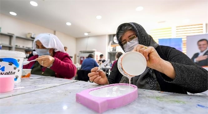 Yaş Almışlar, Ergoterapiyle Birbirinden Güzel Eserler Üretiyor