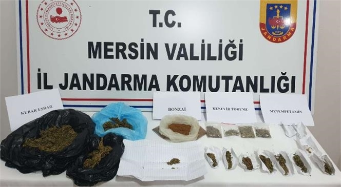 Mersin'de Jandarma Ekiplerince Düzenlenen Operasyonda, 2 Şüpheli Çok Miktarda Uyuşturucu İle Birlikte Yakalandı