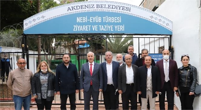 Akdeniz Belediye Başkanı Gültak, Mahmudiye Mahallesi’ni Ziyaret Etti, Vatandaşların Taleplerini Dinledi