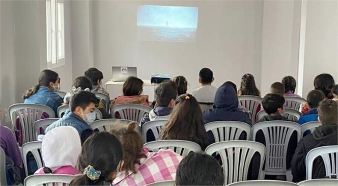 Büyükşehir Belediyesi Yenice Kurs Merkezi’nde "Çanakkale 1915" Film Gösterimi