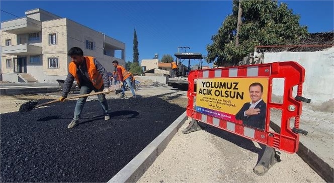 Büyükşehir Ekipleri, Mahalleleri Kaliteli Yol Ağına Kavuşturuyor