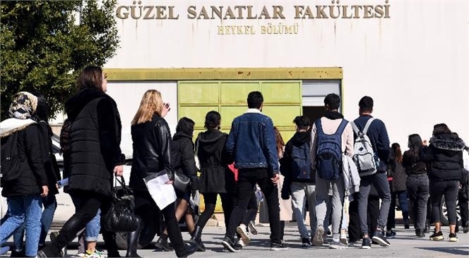 Mersin Büyükşehir’den Kurs Merkezi Öğrencilerine Üniversite Tanıtım Gezisi