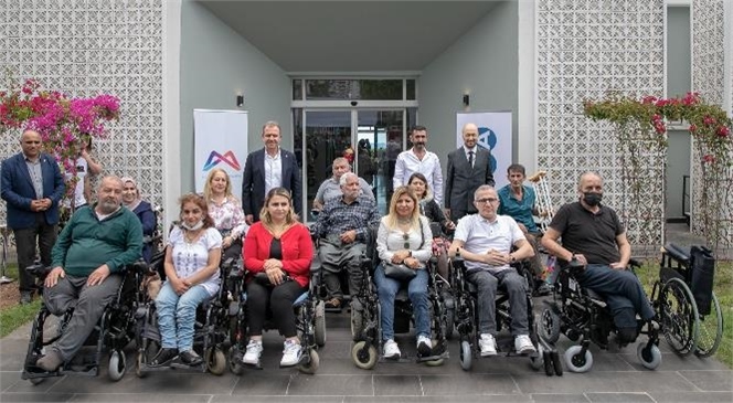 60 Özel Gereksinimli Bireye Daha Araçları Teslim Edildi