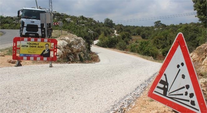 Mersin Silifke’de Üretim Bölgelerinin Yolları Asfaltlanıyor