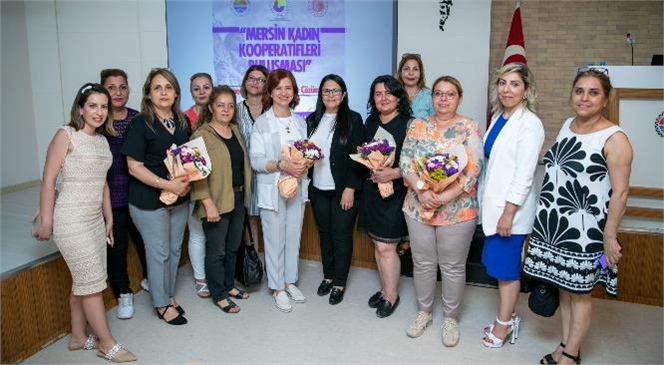 Mersinden Kadın Kooperatifi Başkanı Meral Seçer, Mersin Ticaret ve Sanayi Odası’nda (MTSO) Düzenlenen Kadın Kooperatifleri Buluşması’na Katıldı