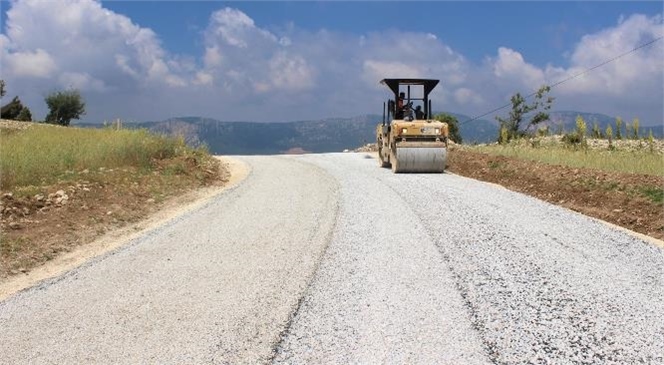 Mersin Erdemli’de 12 Mahallenin 40 Yıllık Yol Hasreti Sona Erdi