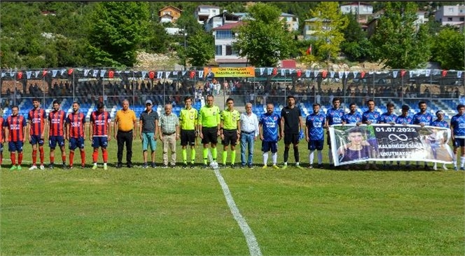 Mersin Büyükşehir Belediyesi Tarafından Düzenlenen ‘mahalleler Arası Geleneksel Fındıkpınarı 30 Ağustos Zafer Kupası’ Futbol Turnuvası Başladı