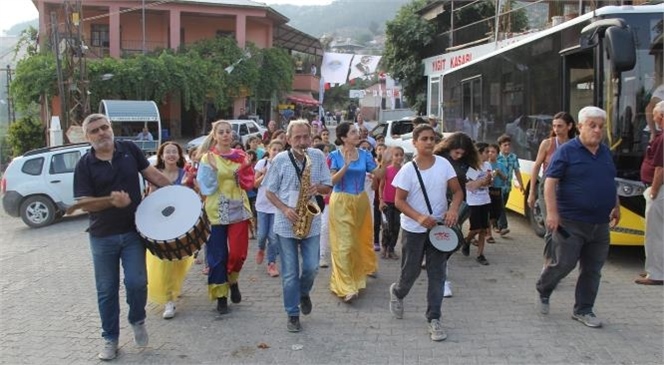 Tarsus’a Bağlı Taşobası, Kuşçular, Çamalan ve Böğrüeğri İle Çamlıyayla’nın Çayırekinliği Mahallesin’nde de Şenlik Heyecanı Yaşandı