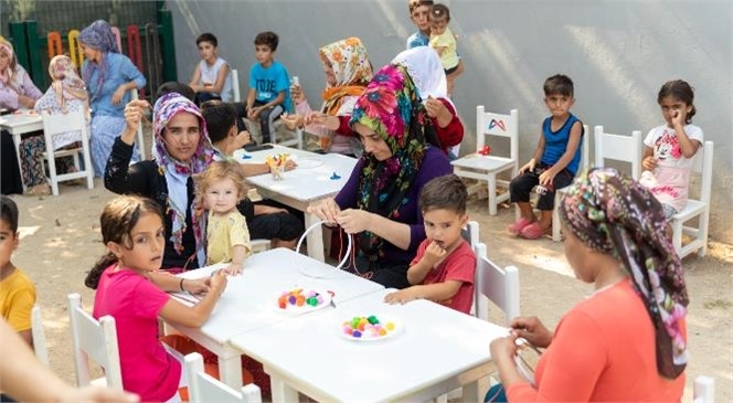 Atgirmez Kadın ve Çocuk Atölyesi’nde Hem Çocuklar Hem de Anneleri Eğitim Alıyor