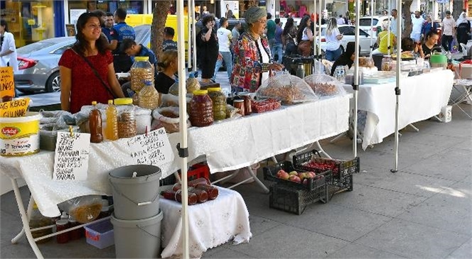 Sezonun İlk Kışlık Ürünleri Yoğurt Pazarı’nda Satışa Sunuldu