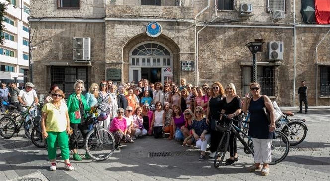 Kadınlardan, Bisiklet Kenti Mersin’in Mimarı Başkan Seçer’e Teşekkür Ziyareti