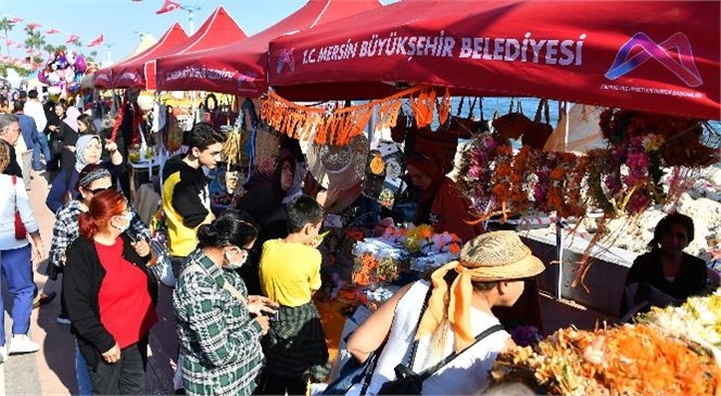 Bu Yıl 8.'si Düzenlenen ‘Uluslararası Mersin Narenciye Festivali’ Renkli Görüntülere Sahne Oldu