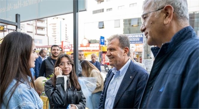 Mersin Büyükşehir Belediye Başkanı Vahap Seçer, Mezitli İlçesinde Bir İş Yerinin Açılışına Katıldı