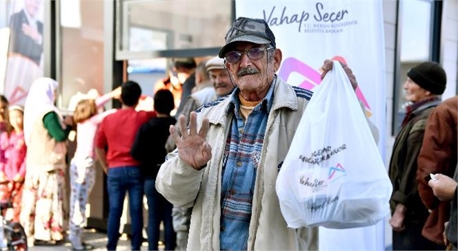 Mersin Büyükşehir’den Kargıpınarı Mahallesi’ne Halk Ekmek Büfesi ve Mahalle Mutfağı