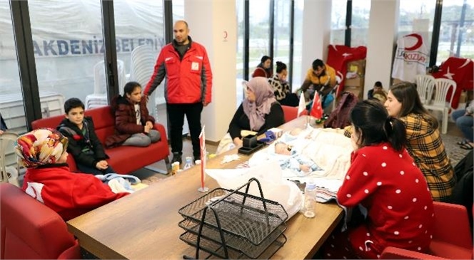 Gültak, "Deprem Bölgesine Arama-kurtarma Personeli, Gıda, Battaniye ve Çadır Gönderdik"